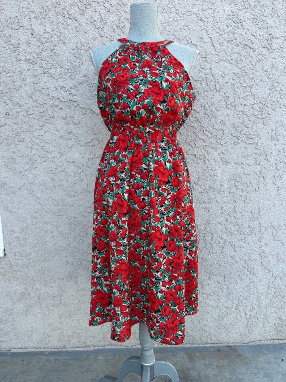 Red Floral Print High Neck Elastic Waist Knee Length Cocktail Dress - Small 4/6